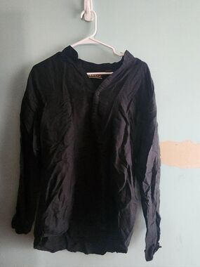 Cubavera Black Lightweight Linen Blend Long-Sleeve Split-Neck Blouse